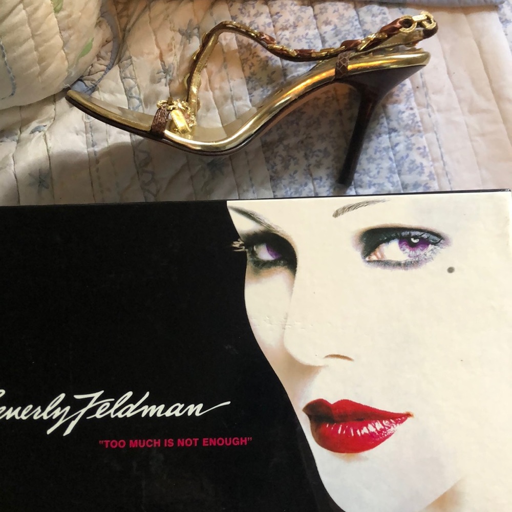 Evening sandals with rhinestones Beverly Feldman